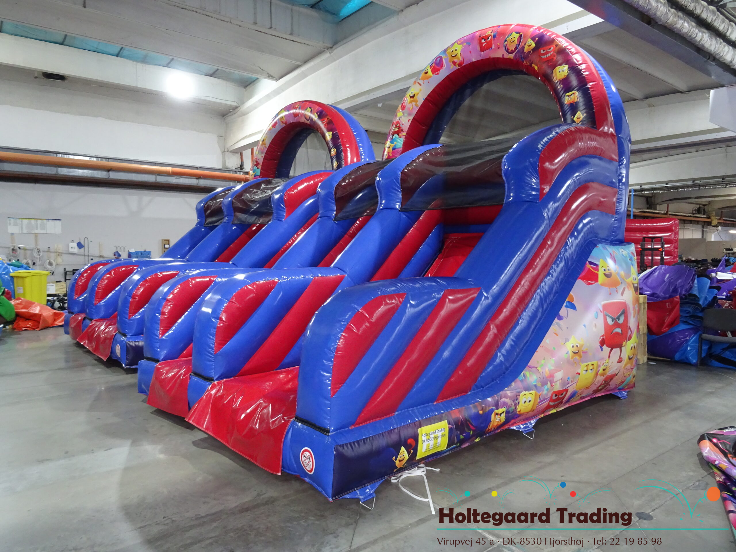 EMOJI slide kr. 13.900,00 incl. blæser