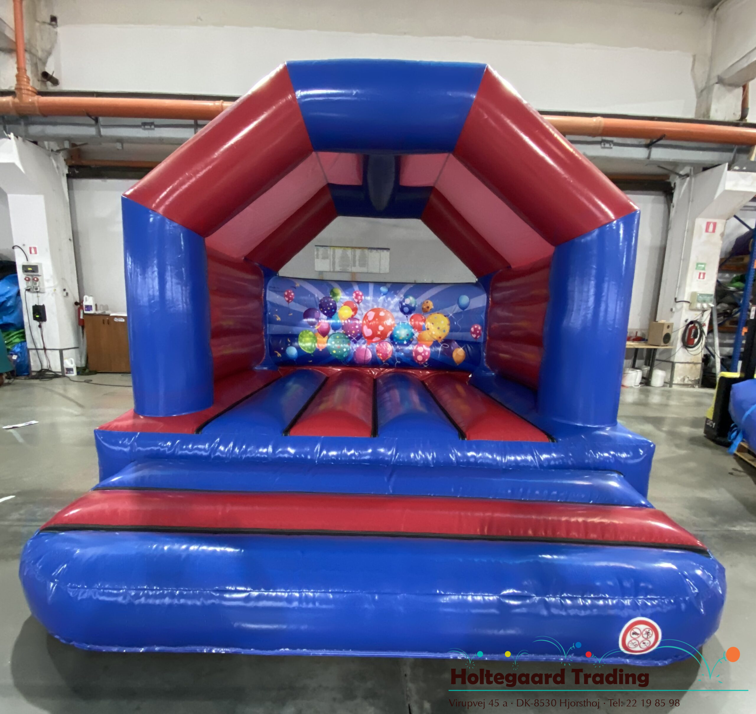 PARTY hoppeborg ”mini” kr. 8.900,00 (incl. blæser)